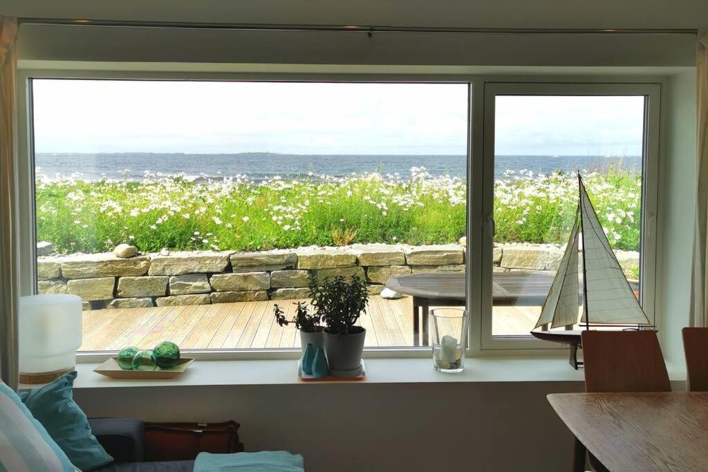Beach Front Appartments In Design Eco-Villa Ulsteinvik Quarto foto